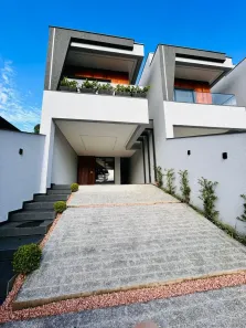 Casa com 3 Quartos à venda, 164m² no Glória, Joinville