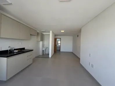 Apartamento com 2 Quartos para alugar, 69m² no Setor Bueno, Goiânia