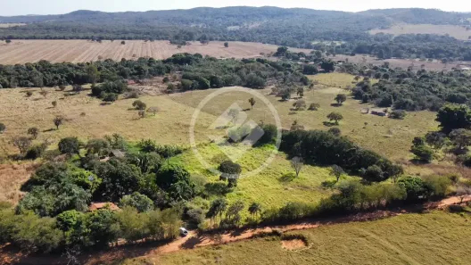 Fazenda/Sítio à venda, 200m² no , Hidrolândia