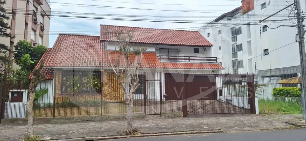 Casa com 5 Quartos à venda, 304m² no Jardim Lindóia, Porto Alegre