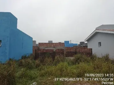 Lote/Terreno à venda, 10m² no Três Vendas, Pelotas