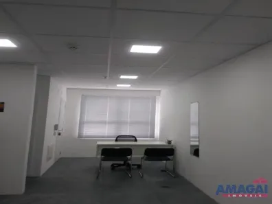 Sala Comercial à venda, 26m² no Centro, Jacareí