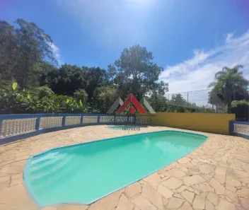 Fazenda/Sítio com 3 Quartos à venda, 250m² no Vila São Sebastião, Ferraz de Vasconcelos