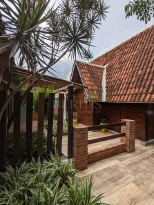 Casa com 3 Quartos para alugar, 160m² no Maria Rocha Village, Rio Verde