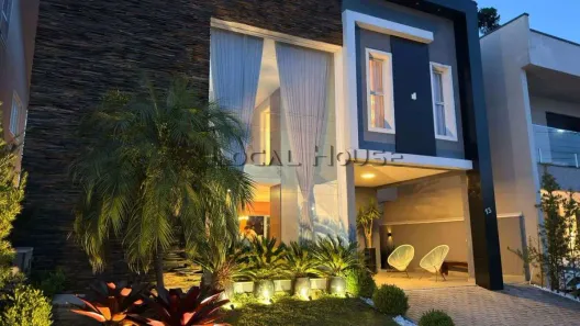 Sobrado com 4 Quartos à venda, 220m² no Umbará, Curitiba