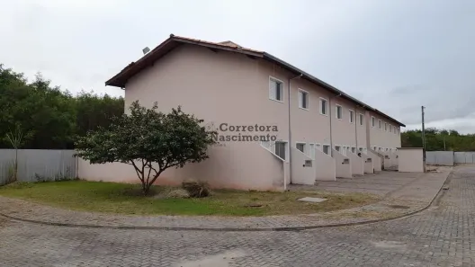 Casa com 2 Quartos à venda, 10m² no Jardim Jacinto, Jacareí