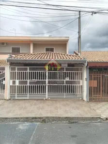 Sobrado com 3 Quartos à venda, 227m² no Vila São José, Taubaté