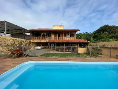 Casa com 3 Quartos à venda, 245m² no Fazenda Santo Antônio, São José