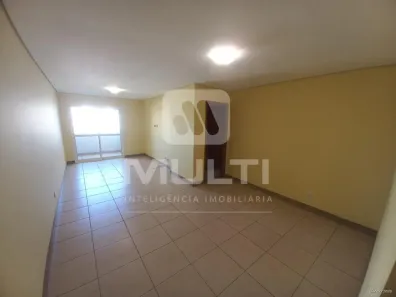 Apartamento com 2 Quartos para alugar, 84m² no Fundinho, Uberlândia