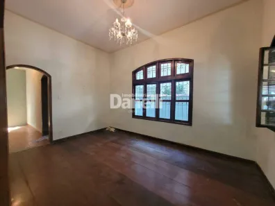 Casa com 3 Quartos para alugar, 200m² no Centro, Taubaté