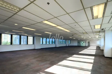 Sala Comercial para alugar, 457m² no Vila Cordeiro, São Paulo