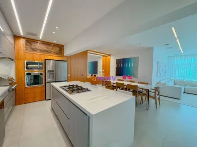 Apartamento com 3 Quartos à venda, 220m² no Icaraí, Niterói