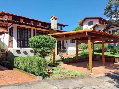 Casa de Condomínio com 4 Quartos à venda, 154m² no Catarcione, Nova Friburgo