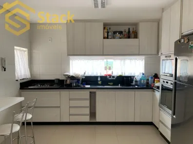 Sobrado com 4 Quartos à venda, 285m² no Jardim Florestal, Jundiaí