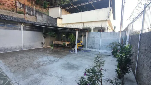 Casa de Condomínio com 4 Quartos à venda, 93m² no Centro, Juiz de Fora