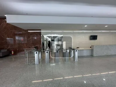 Sala Comercial para alugar, 750m² no Jurubatuba, São Paulo