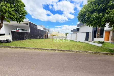 Lote/Terreno à venda, 300m² no Condomínio Terras do Vale, Caçapava