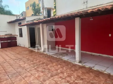 Casa com 3 Quartos para alugar, 196m² no Cazeca, Uberlândia