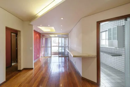 Apartamento com 2 Quartos para alugar, 80m² no Santo Antônio, Belo Horizonte