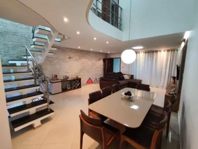 Sobrado com 4 Quartos à venda, 182m² no Independência, São Bernardo do Campo