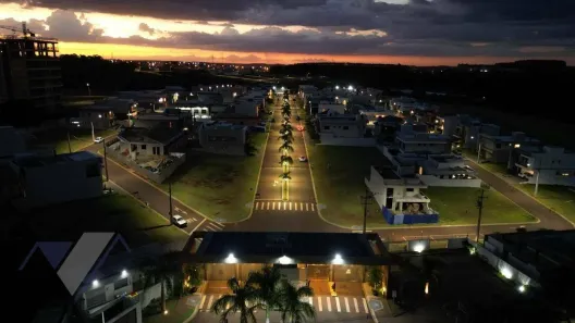 Lote/Terreno à venda, 215m² no Cancelli, Cascavel