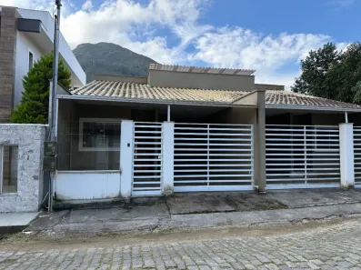 Casa com 3 Quartos para alugar, 140m² no Cônego, Nova Friburgo
