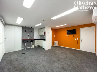 Sala Comercial à venda, 35m² no Santo Amaro, São Paulo