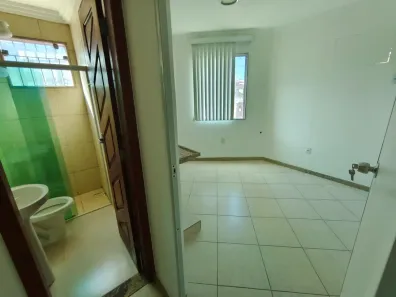 Sala Comercial com 9 Quartos para alugar, 200m² no Centro, Macaé