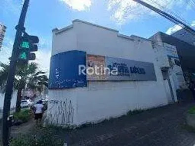 Prédio Comercial para alugar, 190m² no Centro, Uberlândia