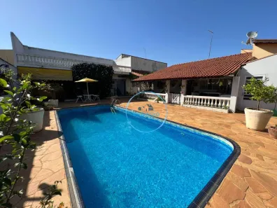 Casa com 3 Quartos à venda, 240m² no Cidade Jardim, São Pedro