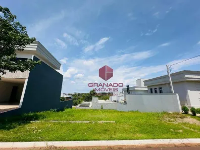 Lote/Terreno à venda, 400m² no Chácaras Aeroporto, Maringá