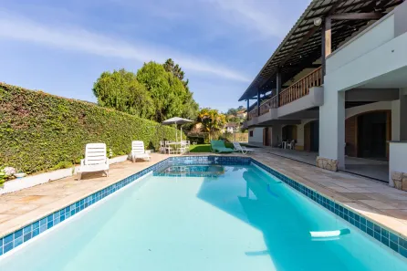 Casa de Condomínio com 4 Quartos à venda, 615m² no Bom Retiro, Teresópolis