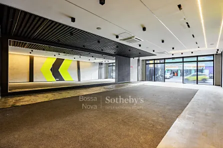 Galpão/Depósito/Armazém para alugar, 368m² no Indianópolis, São Paulo