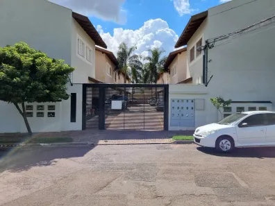 Casa de Condomínio com 3 Quartos para alugar, 118m² no Chácara Cachoeira, Campo Grande