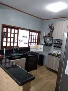 Sobrado com 5 Quartos à venda, 200m² no Jardim Pararangaba, São José dos Campos