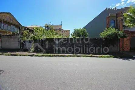 Lote/Terreno à venda, 545m² no Centro, Peruíbe