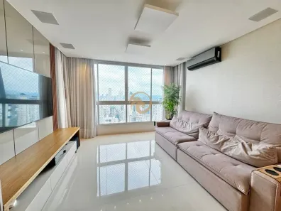 Apartamento com 4 Quartos para alugar, 140m² no Centro, Balneário Camboriú