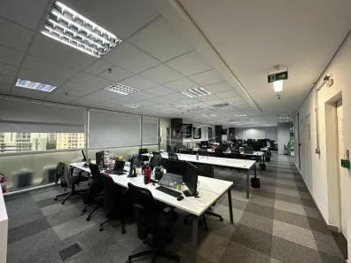 Sala Comercial para alugar, 625m² no Pinheiros, São Paulo