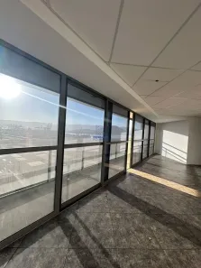 Sala Comercial para alugar, 77m² no Valongo, Santos
