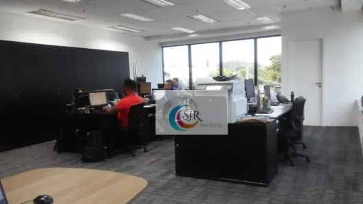 Sala Comercial para alugar, 150m² no Vila Nova Conceição, São Paulo