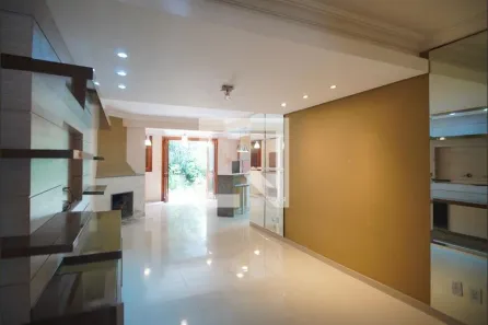 Casa com 4 Quartos à venda, 225m² no Chácara das Pedras, Porto Alegre