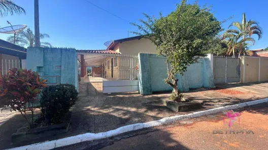 Casa com 2 Quartos à venda, 128m² no Jardim Andrea, Santa Cruz da Conceição
