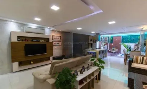 Casa com 3 Quartos à venda, 200m² no Camboinhas, Niterói
