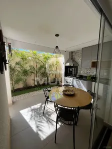 Casa de Condomínio com 3 Quartos para alugar, 118m² no Jardim Inconfidência, Uberlândia