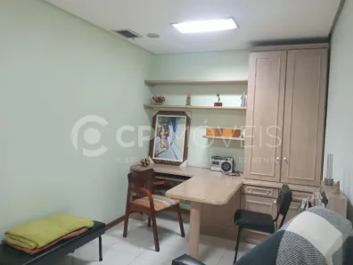 Sala Comercial à venda, 76m² no Santana, Porto Alegre
