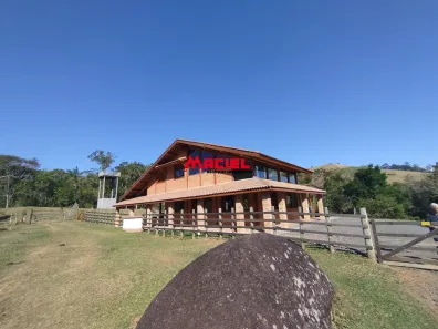 Fazenda/Sítio com 2 Quartos à venda, 260m² no Dos Souzas, Monteiro Lobato