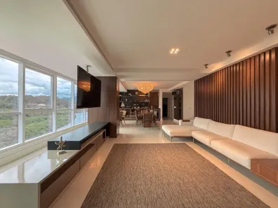 Apartamento com 3 Quartos para alugar, 182m² no Centro, Balneário Camboriú