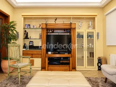 Casa de Condomínio com 6 Quartos para alugar, 491m² no Elsa, Viamão