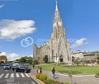 Lote/Terreno à venda, 340m² no Tres Pinheiros, Gramado