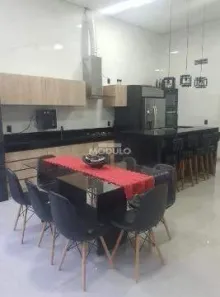 Casa com 3 Quartos à venda, 122m² no Jardim Holanda, Uberlândia